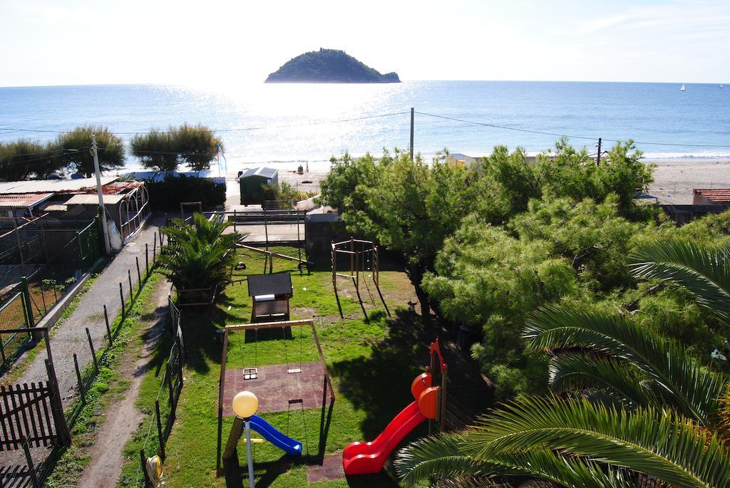 Residence Riviera Albenga Habitación foto